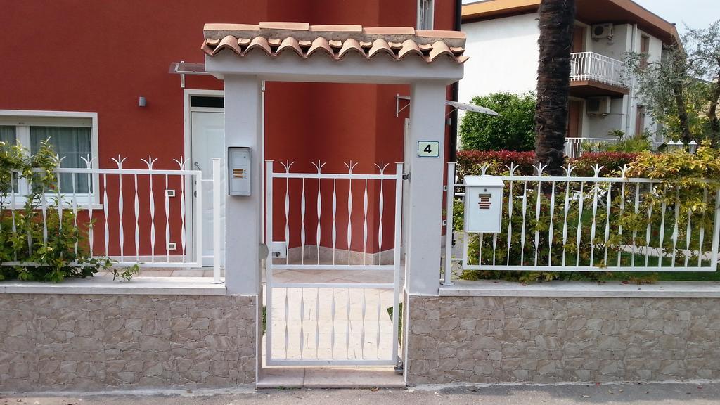 Appartamento Villa Elison Lazise Kültér fotó