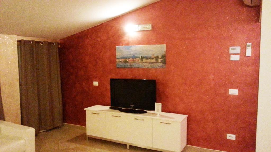 Appartamento Villa Elison Lazise Kültér fotó